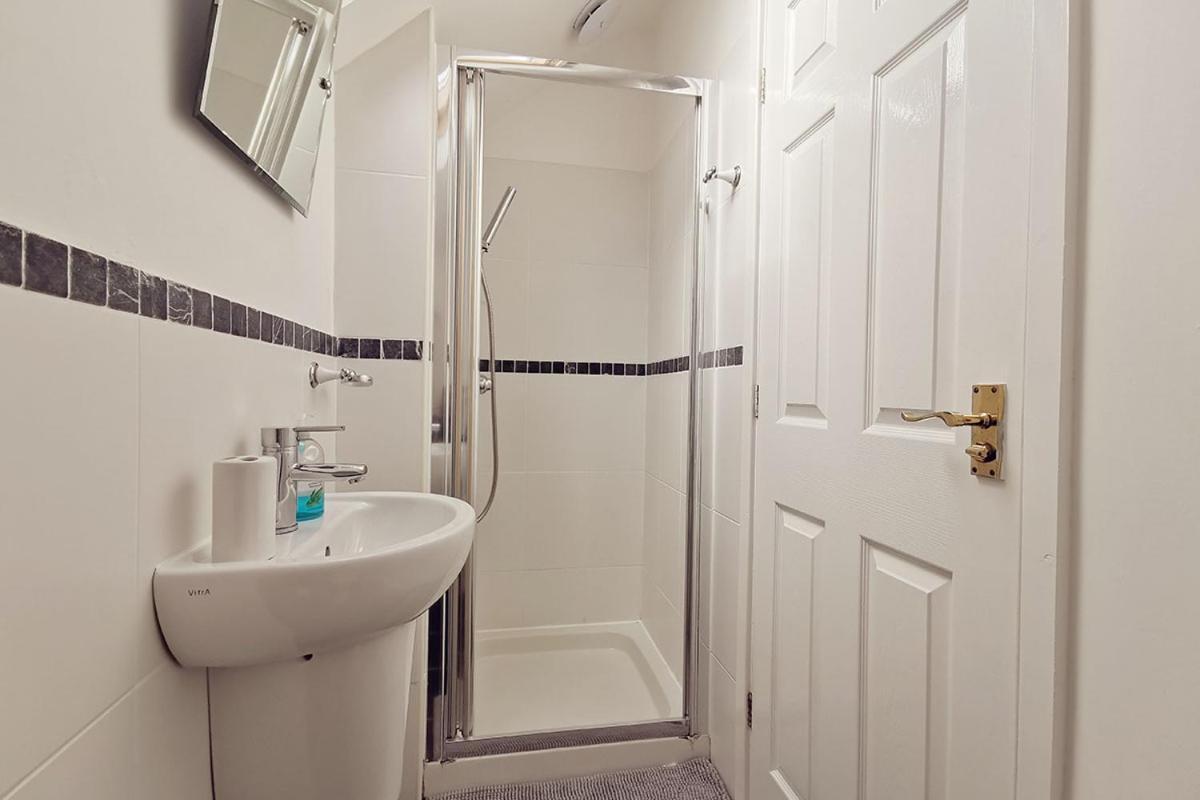 Cae Grugog Cottage-3 Bed-Sleeps 6-Ground Floor Bathroom Трирддур Экстерьер фото